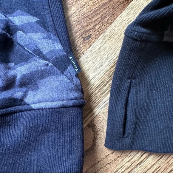 Athleta Triumph Full Zip Jacket Black Camo Sz 1X - Picture 3 of 13
